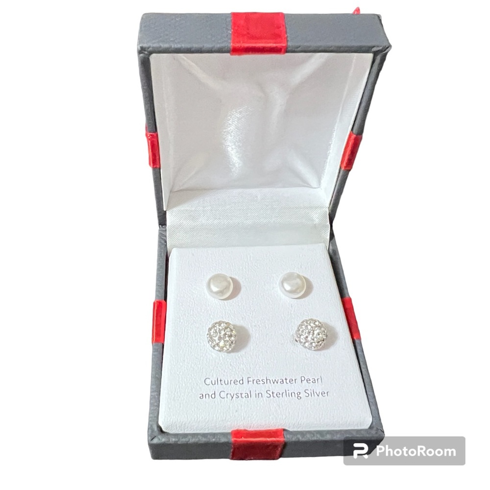 Cultured freshwater pearl stud earring set sterling silver setting Gift Quality